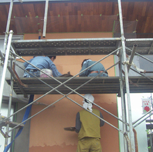 Ｍ’Ｓ　Ｃａｆｅ現場リポート　外壁材の仕上げ工事開始