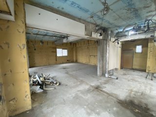 浦和マンション・リノベーション　部屋の解体終了